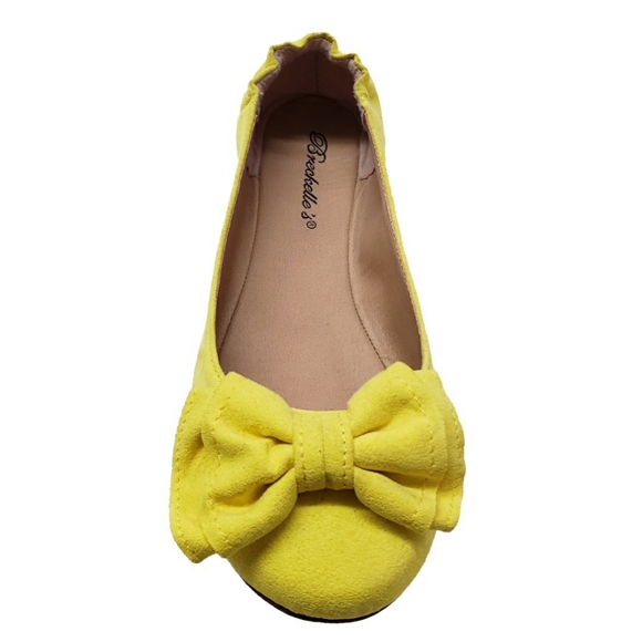 Yellow Bow Flats - Picture 2 of 3